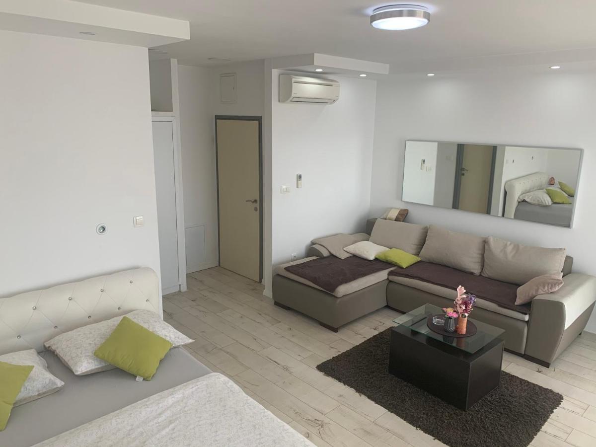 Super Horizont -Free Parking And Jaccuzzi Hotell Stobreč Rom bilde